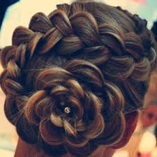 Dutch Flower Braid Need To Find Instructions On How To Do This With Images Pretty Hairstyles Cool Hairstyles Hair Styles