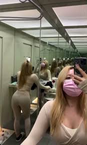 나랑 밤운동할 사람?😚 섹트 일탈 일상 운동 | Twitter Video Tools