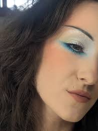 BRB🚿 . . Photographer: @vintage_nightmare Lighting: @alyssa.geiger  Assistance: @schylermarie #DorionDesigns . . PRODUCTS USED: @tatcha Water  Cream @kevynaucoin The Sensual Skin Enhancer “SX01” @graftobianmakeup HD  Glamour Creme Palette “Warm ...