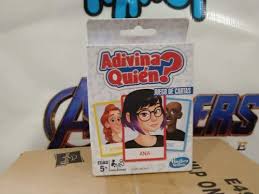 Adivina quién es un juego de mesa divertido para dos jugadores que es ideal para personas de seis años a más. Adivina El Dibujo Con Las Gafas Juego De Mesa Party Co Junior Party Co Instrucciones Del Juego Fijate En Como Se Mueve El Boligrafo E Intenta Adivinar Lo Que Esta