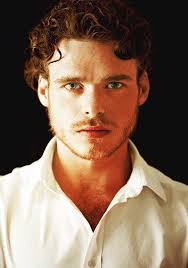 Hindley Earnshaw Ficha