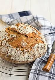 Pan De Espelta Integral Y Masa Madre Pan En Cocotte Pan De Espelta Integral Pan De Espelta Pan Artesanal
