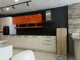 Mutfak dolabı modelleri 2019 yılında diğer yıllara göre farklılıklar gösterir. 2019 Mutfak Dolaplari Renkleri Ev Dekorasyonunda Renkli Renkler Ve O By Feza Mutfak Medium