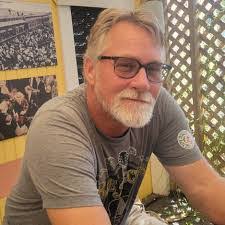 Spencer Hendren's Instagram, Twitter & Facebook