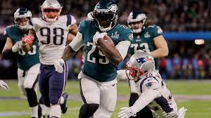 Eagles' LeGarrette Blount, Chris Long, both ex-Patriots, go from one Super  Bowl winner to another | Fox News
