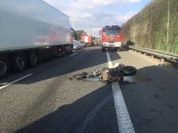 Do wypadku doszło na 40. Wypadek Na S8 Zderzenie Motocykla Z Ciezarowka Droga Byla Zablokowana Przez Kilka Godzin Tygodnik Ostrolecki