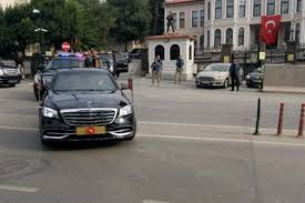 Sarayda 5 bin kisi agirlandi cumhurbaskani recep tayyip erdogan in 29 ekim cumhuriyet bayrami davetine unluler akin etti. Eski Emniyet Muduru Erdogan In Konutunun Bulundugu Bolgede Ne Oldugunu Goremiyorduk Independent Turkce