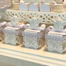 Cha De Bebe Caixinha De Acrilico Decorada Nossas Caixinhas De Acrilico Com Renda De Algodao Com Imagens Caixa De Acrilico Decorada Convites Para Batismo De Menina Lembrancinhas De Batismo