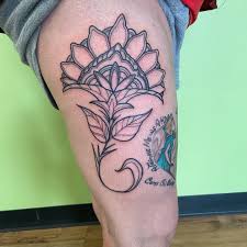 Jun 22, 2021 · they can drive down to ma and buy at any of the shops just across the state line. Fine Line Tattoo Parlour Home Facebook
