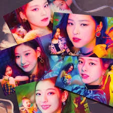 Screencaps of itzy members from the wannabe mv: . Itzy It Z Me Wannabe Kpop Photocard Stickers Etsy