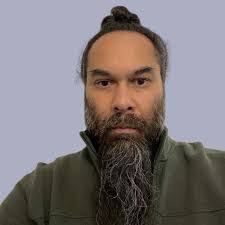 Ben Kulick's Instagram, Twitter & Facebook