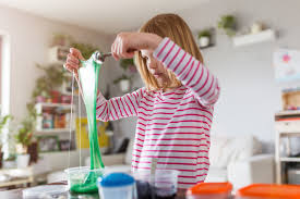 Der sieht nicht nur gut aus, sondern ist auch sehr einfach selber zu. Schleim Selber Machen 3 Rezepte Mit Und Ohne Losungsmittel Selbermachen De