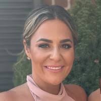 Amanda Matz's Instagram, Twitter & Facebook