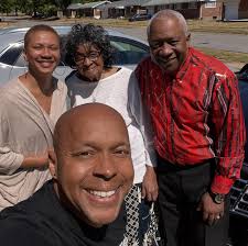 ✨Thank you, St. Louis, for welcoming your boy back home with open arms at  @matistlouis! 🧡 A time was truly had — I feel so blessed to have my Mom,  91 years