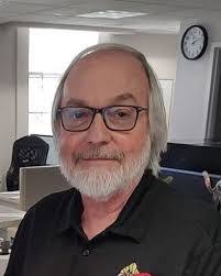 Dakota Holm's Instagram, Twitter & Facebook