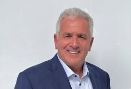 Richards Joins JLL Life Science Team