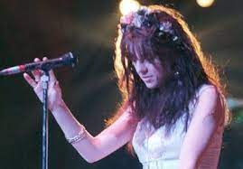 Julianne Regan At Glastonbury Google Search All About Eve British Musicians Music