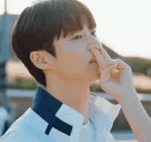 Byeon Woo Seok Ryu Seon Jae GIF