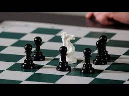 How To Play Chess Youtube Knight Chess Learn Chess How To Play Chess