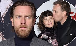 Ewan mcgregor news, gossip, photos of ewan mcgregor, biography, ewan mcgregor girlfriend list 2016. Ewan Mcgregor Files To Be Declared Single From Estranged Wife Eve Mavrakis Before Divorce Daily Mail Online