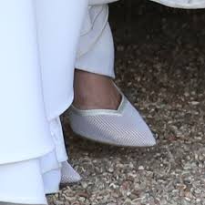 The ceremony went on to feature a rousing, fiery address from chicago bishop michael curry, the kingdom choir gospel singers and a solo spot from the first black winner of bbc young musician. Wedding Reception Shoes Meghan Maven
