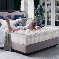 kingkoil 金可儿美国双人加厚弹簧床垫偏软席梦思1 51 8米珍品万达文华1800mm 2000mm 白色 亚马逊中国 家居 luxury bedding home decor furniture