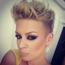 15 Wilde Frisuren Sie Mussen Schnell Sehen Sie Wollen Nicht Diese Zu Verpassen Wauw Kurzhaarfrisuren Kurze Haare Frisur Ideen Frisuren