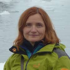 Agnieszka BESZCZYNSKA-MOELLER