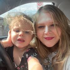 Free Queen-Sized Comforter and Clothes in Eugene