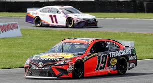 Action / winners circle 1:64 sterling martin #40 trailer rig nascar transporter. Good Or Great Truex Jr Hamlin As Heavy Hitters On Road Course Nascar En Espanol