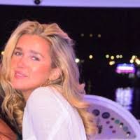 Lily Pearce's Instagram, Twitter & Facebook