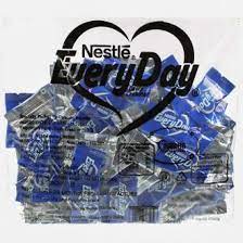 Nestle everyday is one of the many nestle products that are loved by everyday people. Buy Nestle Everyday Dairy Creamer 120 X 3 G Online Sastasundar Com