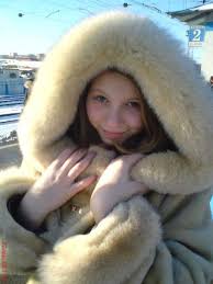 Look Adorable In That Hooded Fur Coat Http Www Fursbygartenhaus Com