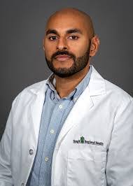 Abraham Do's Instagram, Twitter & Facebook