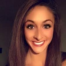 Sarah Maxson's Instagram, Twitter & Facebook