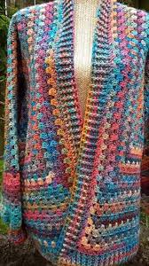 Lovely stitch, amazing work!😇 This bead stitch is spectacular. I'm simply  delighted with this pattern. Pattern: https://cutt.ly/zeZPJ2ow