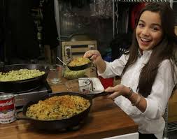 Chef Geoffrey Zakarian And His Daughters Share 2 Recipes The Whole Family Can Make In 2020 Geoffrey Zakarian Recipes Food Network Recipes