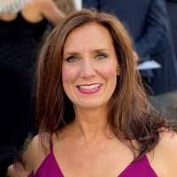 Susan Cassell's Instagram, Twitter & Facebook