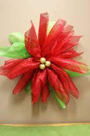 Pin By Arlene Schneller On Wreaths Christmas Mesh Wreaths Poinsettia Wreath Deco Mesh Wreaths