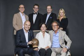 Exploring the relationship between people, business & the economy. Marketing Club Owl Bielefeld Marketing Owl 2018