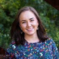 Sidney Hannah's Instagram, Twitter & Facebook