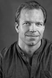 Reparto de I lossens time (película 2013). Dirigida por Søren  Kragh-Jacobsen