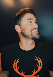 Boost Your Confidence with a Toupee