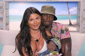 Love Island Fans Beg Bosses To Let Ovie Soko Win The 50k And The Show Alone Love Island Love Island Contestants India Reynolds