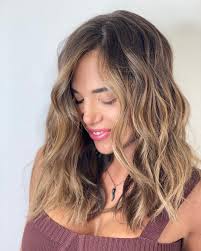 Feb 17, 2022 · colpi di sole sui capelli castani, belli da impazzire: Colpi Di Sole Miele Su Capelli Con Base Castana