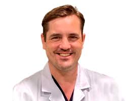 Traumatólogos especialistas en Artroscopia de codo de Madrid