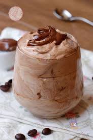 250 Gr Panna Fresca Da Montare 100 Gr Philadelphia 2 Tazzine Di Caffe Ristretto 1 Cucchiaio Di Zucchero A Velo 3 Cucchiai Ab Dolci Mignon Ricette Ricette Dolci