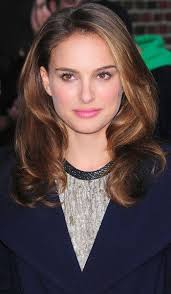 Natalie Portman Hairstyle Haircuts Grazia Beauty Hairstyle Natalie Portman Brunette To Blonde