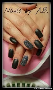 Rot und gold lassen sich ausgezeichnet miteinander kombinieren. 55 Matt Farbene Nagel Mit Nageldesign Und Uv Gel