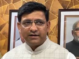 Mayor urges Collector to change school timings amid rising temperature